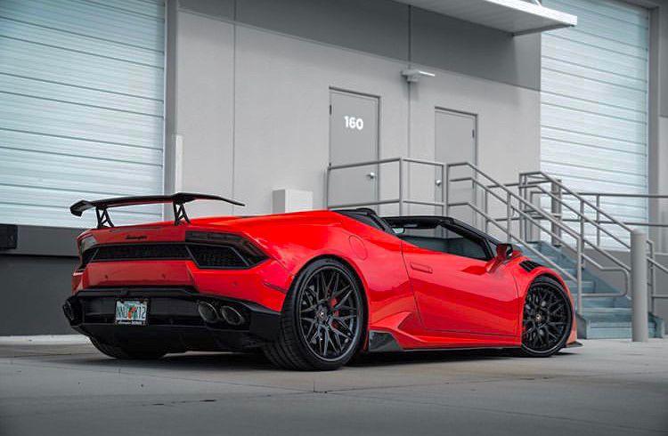 Lamborgini Huracan Carbon Fiber Side Skirt